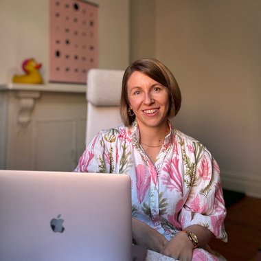 Nicole C. - Freelance Interior Designer