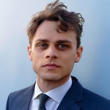 Adrian S. - Freelance Data Scientist