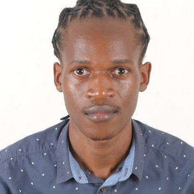 Nyamamu - Freelance Graphic Designer