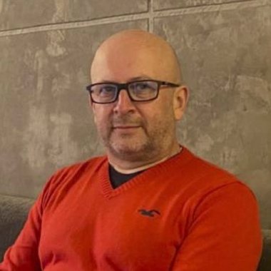 JORGE L. - Freelance Web Designer