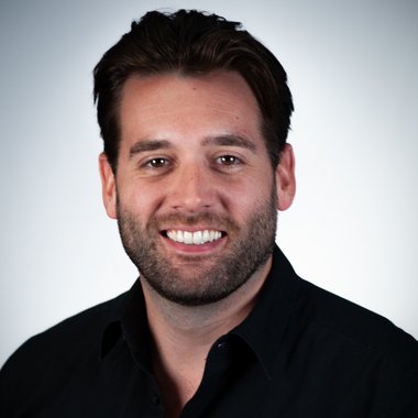 Kerry L. - Freelance Digital Marketer