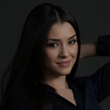 Andreea G. - Freelance Ui Designer