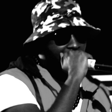 Insha M. - Freelance Mixing Engineer