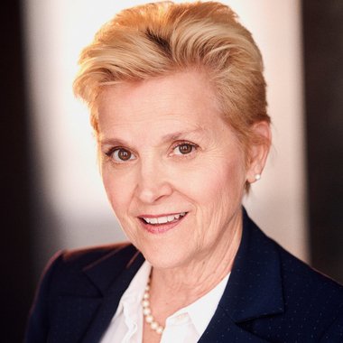 emelle - Freelance Voiceover Artist