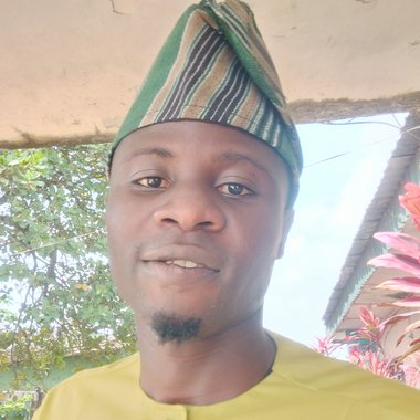 Edo F. - Freelance Digital Marketer