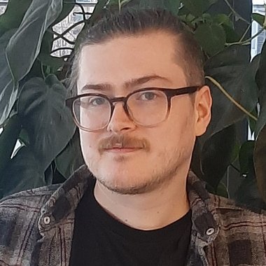 Owen L. - Freelance Front End Developer