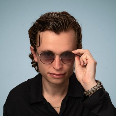 Victor M. - Freelance Film Composer