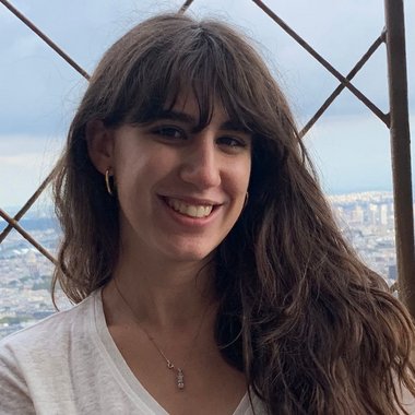 Claudia J. - Freelance Web Developer