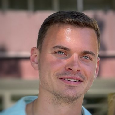 Dmytro G. - Freelance Developer