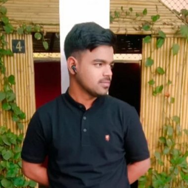 Aryan S. - Freelance Web Designer
