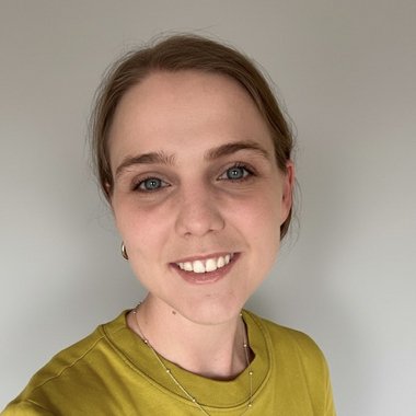 Kayla T. - Freelance Presentation Designer