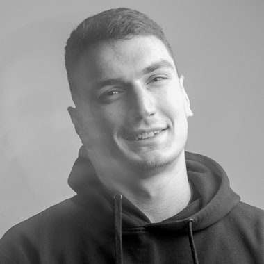 Dirzu - Freelance Videographer