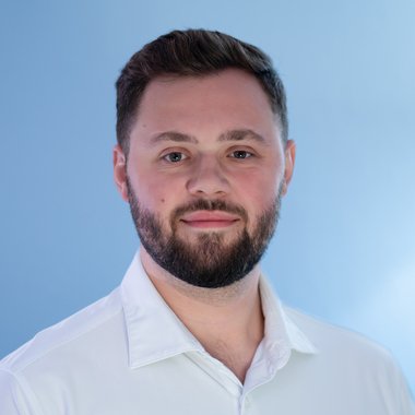 teevee V. - Freelance Content Producer