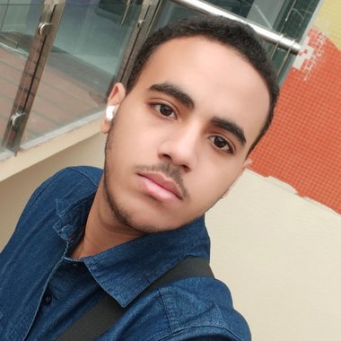 Omar E. - Freelance Web Developer