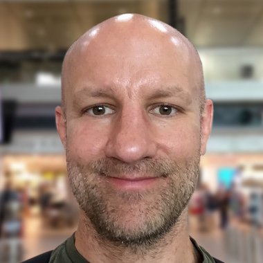 Sebastian A. - Freelance Brand Designer