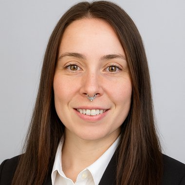 Amanda M. - Freelance Social Media Manager