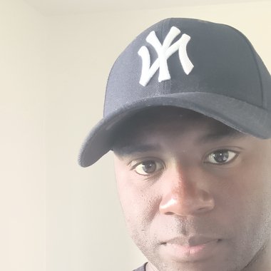 Raymond J. - Freelance Ai Prompt Engineer