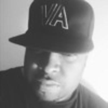 SKYSCRAPAZ B. - Freelance Music Producer