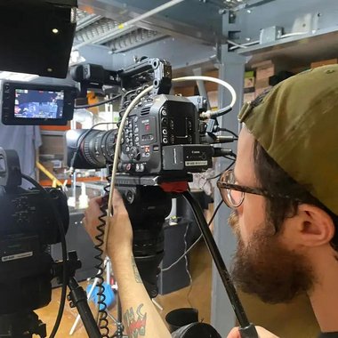 Ian B. - Freelance Video Editor