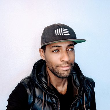 Kris G. - Freelance Dj