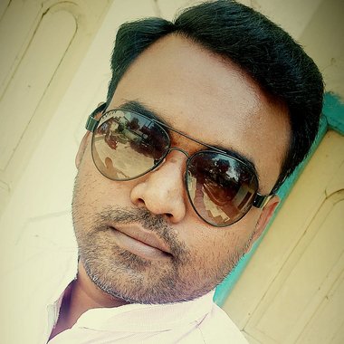Dream D. - Freelance Graphic Designer