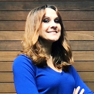 Oksana B. - Freelance Graphic Designer