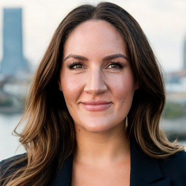 Kellsie M. - Freelance Copywriter