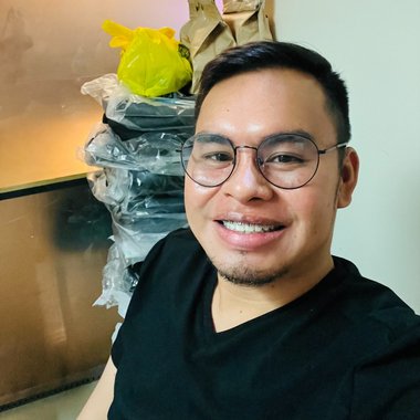 John T. - Freelance Content Creator