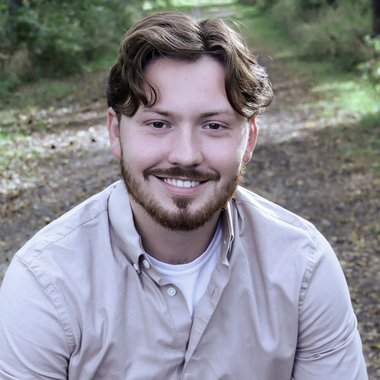 Trenton S. - Freelance Motion Graphic Designer