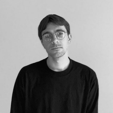 Adam L. - Freelance Ui Designer