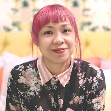 Geraldine M. - Freelance Graphic Designer