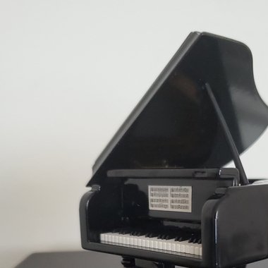 Ronald M. - Freelance Music Producer