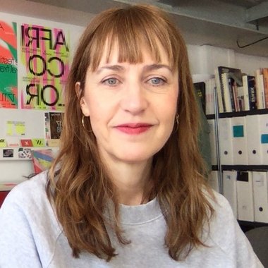 Manuela B. - Freelance Graphic Designer