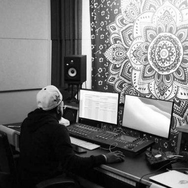 Joshua G. - Freelance Mixing Engineer