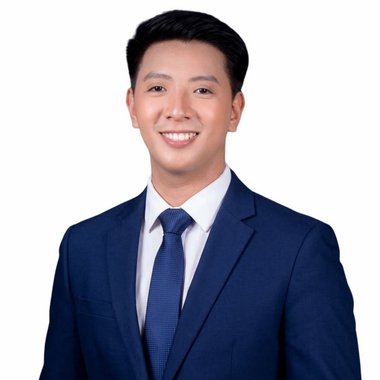 Lucky C. - Freelance Community Manager