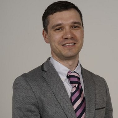 Alvis P. - Freelance Ai Prompt Engineer