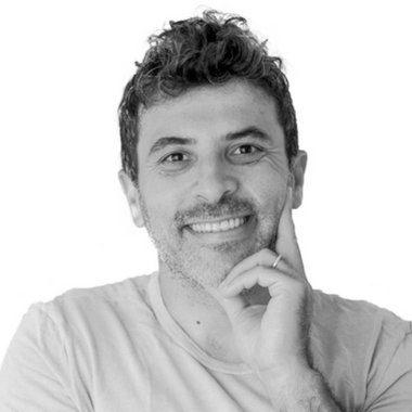 Fernando M. - Freelance Documentary Filmmaker