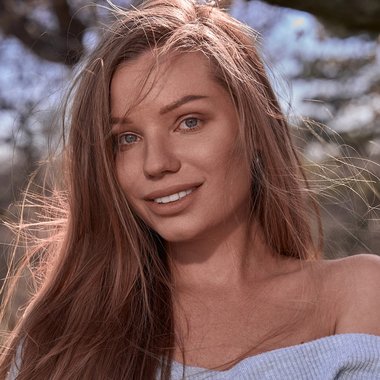 Ekaterina R. - Freelance Product Marketer
