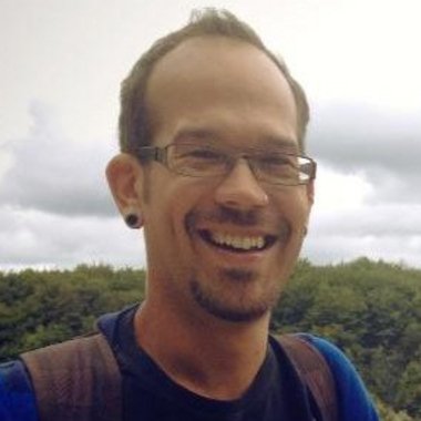 Will D. - Freelance Graphic Designer