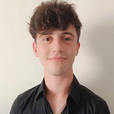 Razvan I. - Freelance Ui Designer