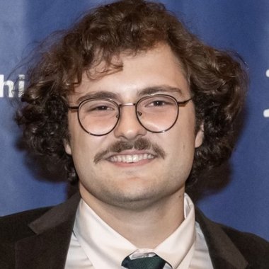 Douglas J. - Freelance Content Creator