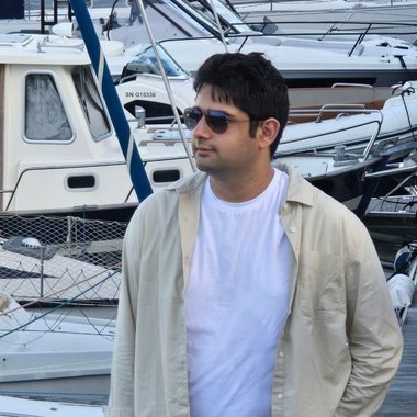 Murad B. - Freelance Web Developer