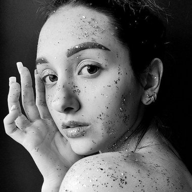 Lena Y. - Freelance Illustrator