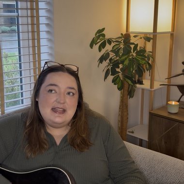 Lya S. - Freelance Singer