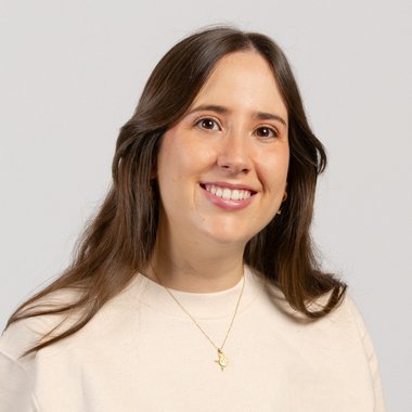 Lucía R. - Freelance Community Manager