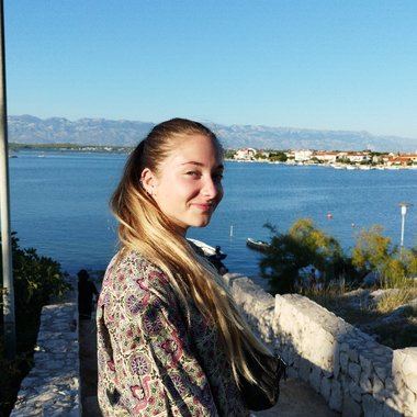 Lenka B. - Freelance Videographer