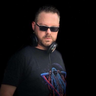 Knowlton W. - Freelance Audio Engineer