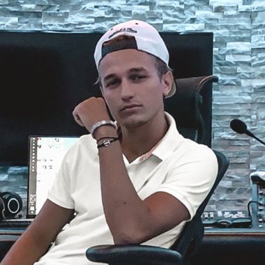 Rene K. - Freelance Audio Mixer