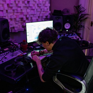 3cnb - Freelance Music Producer