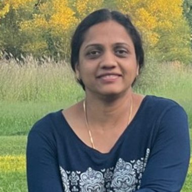 Liji - Freelance Designer